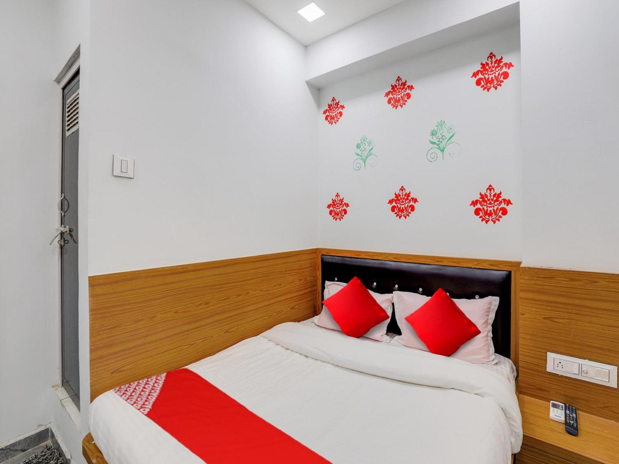 Hotel O Green City Surate Extérieur photo